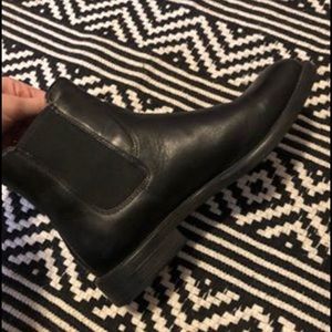 amina chelsea bootie vagabond shoemakers